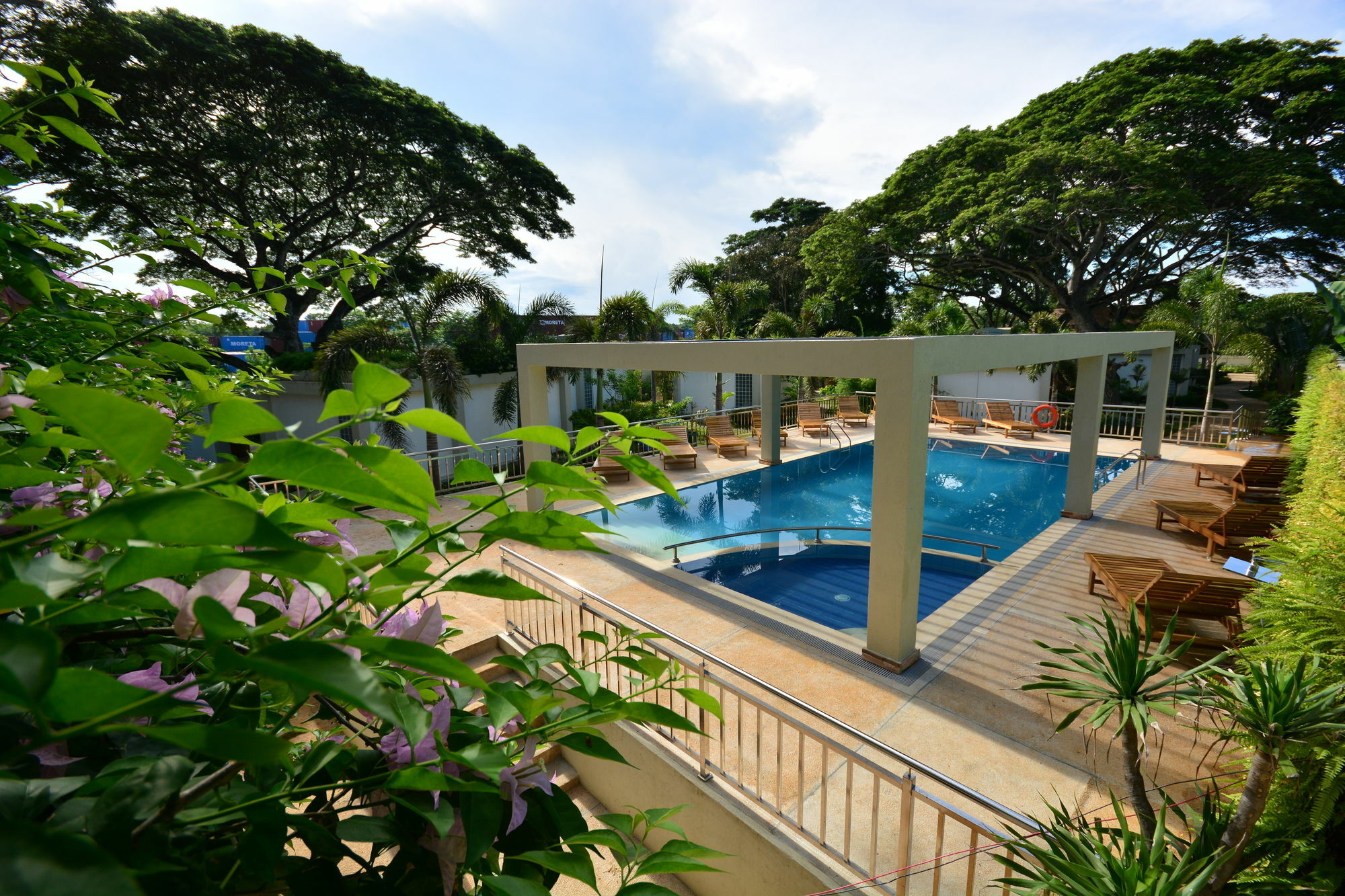 Munting Paraiso Resort